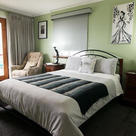 Kinsellas Water Views 올버니 외부 사진